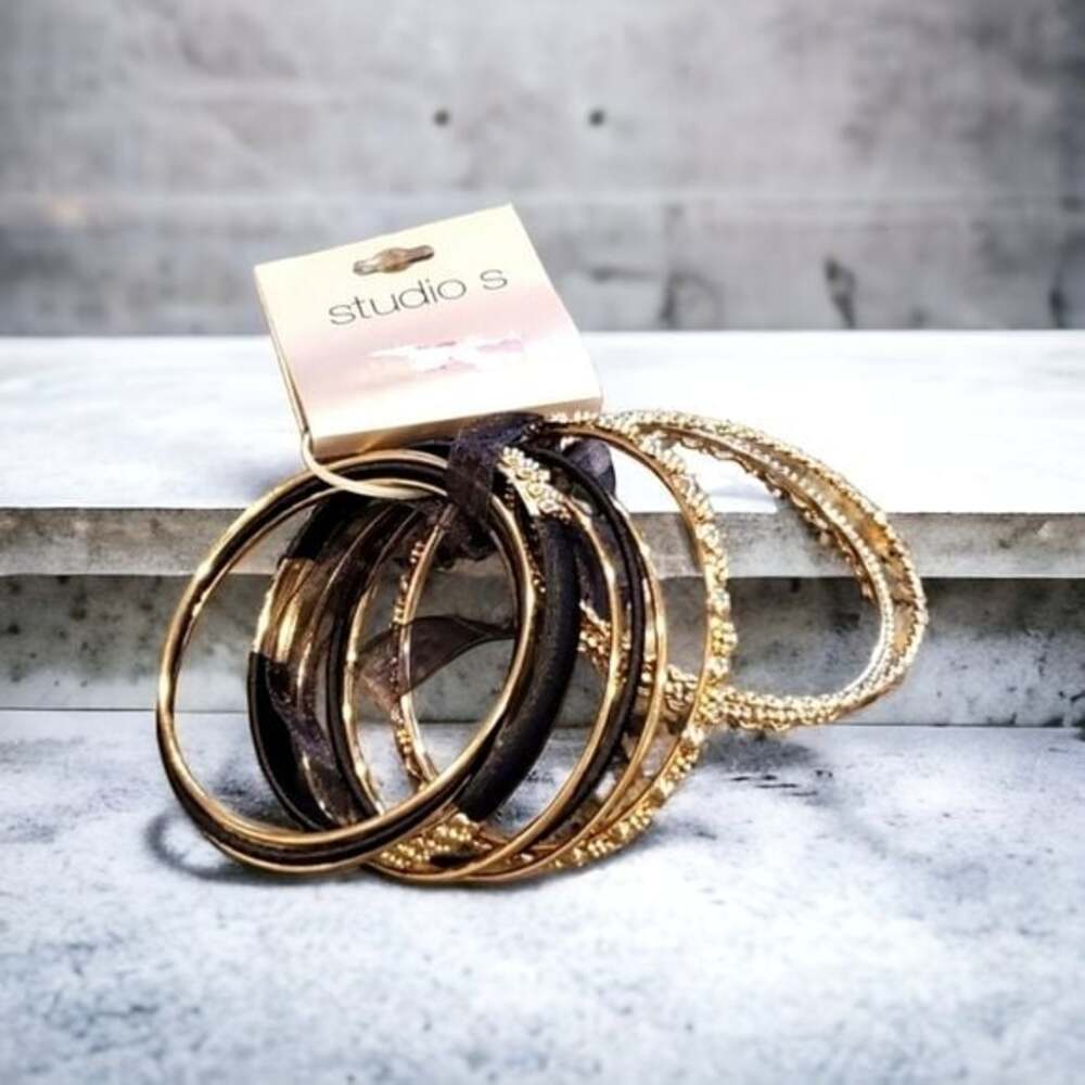 NWT Bundle of Bracelets